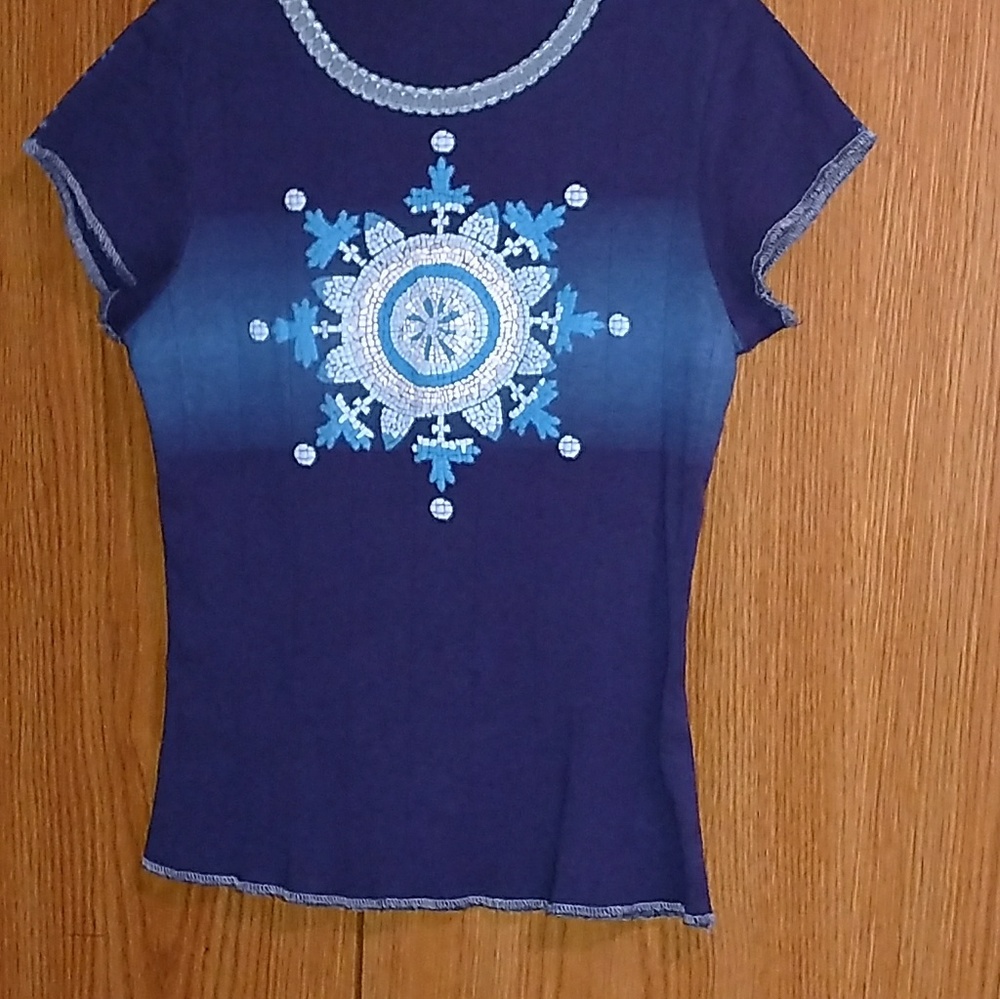 Juniors blue t-shirt
